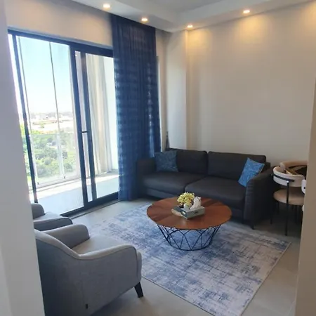Dreamy Luxury One-bedroom With A Breathtaking View In Royal Park